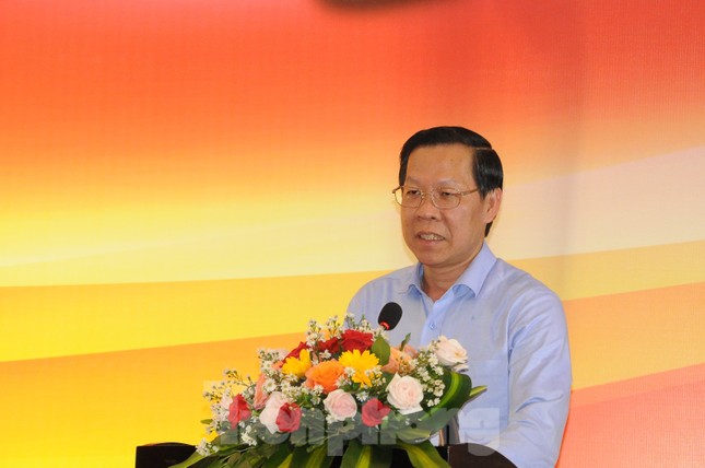 Chủ tịch TPHCM Phan Văn Mãi: 'Không được làm lu mờ tính liên kết vùng' ảnh 1