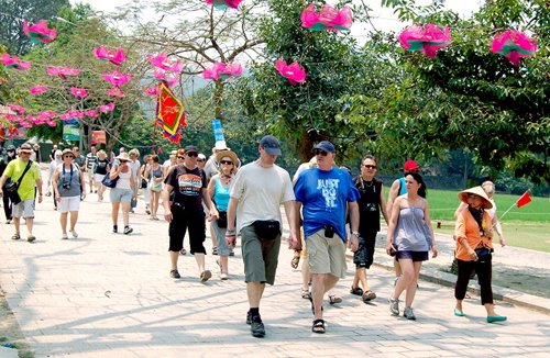 Trung Quốc dẫn đầu lượng khách quốc tế đến Việt Nam
