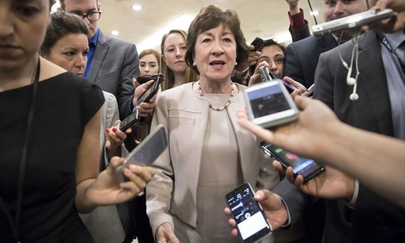 Thượng nghị sĩ Susan Collins trả lời báo chí