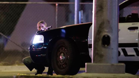 Xả súng ở Las Vegas: Ít nhất 26 người thương vong ảnh 3