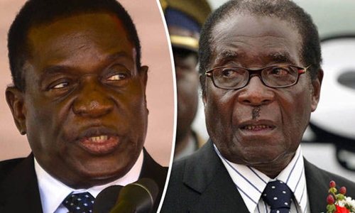 Ông Emmerson Mnangagwa (trái) và ông Robert Mugabe. Ảnh: AFP.