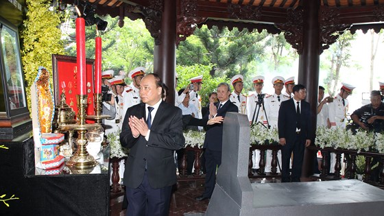 Lễ an táng nguyên Thủ tướng Phan Văn Khải ảnh 2