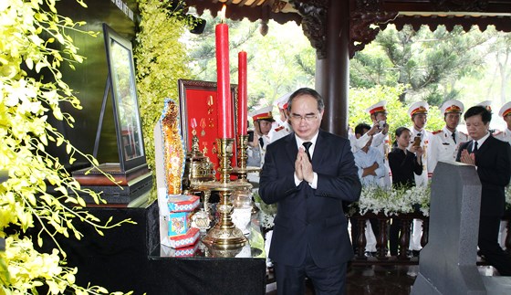 Lễ an táng nguyên Thủ tướng Phan Văn Khải ảnh 4