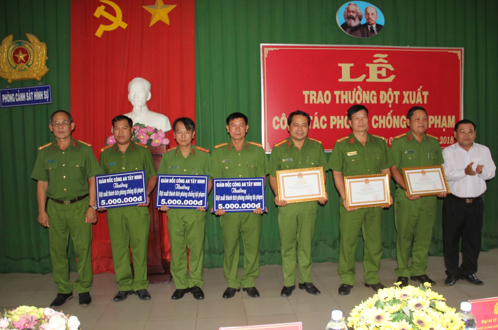 Điểm báo in Tây Ninh ngày 14.11.2018