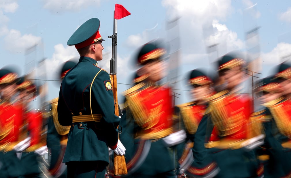 Duyệt binh Nga lọt vào top ảnh thế giới trong tuần
