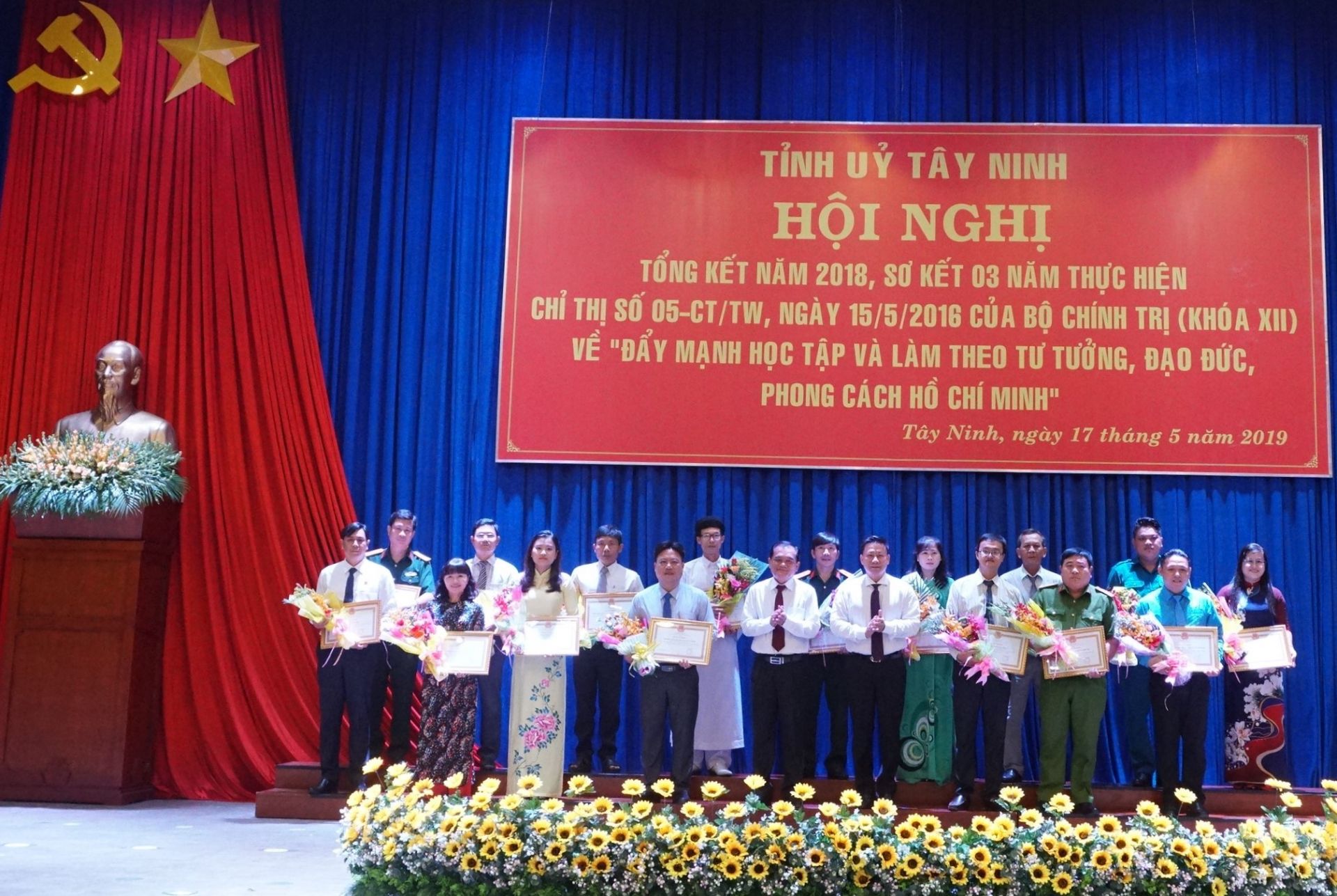 Điểm báo in Tây Ninh ngày 18.05.2019