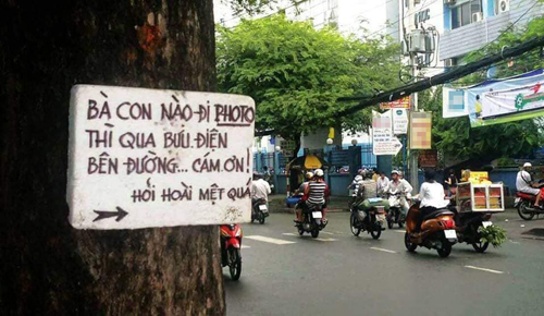 Description: Những thông điệp dễ thương trên đường phố