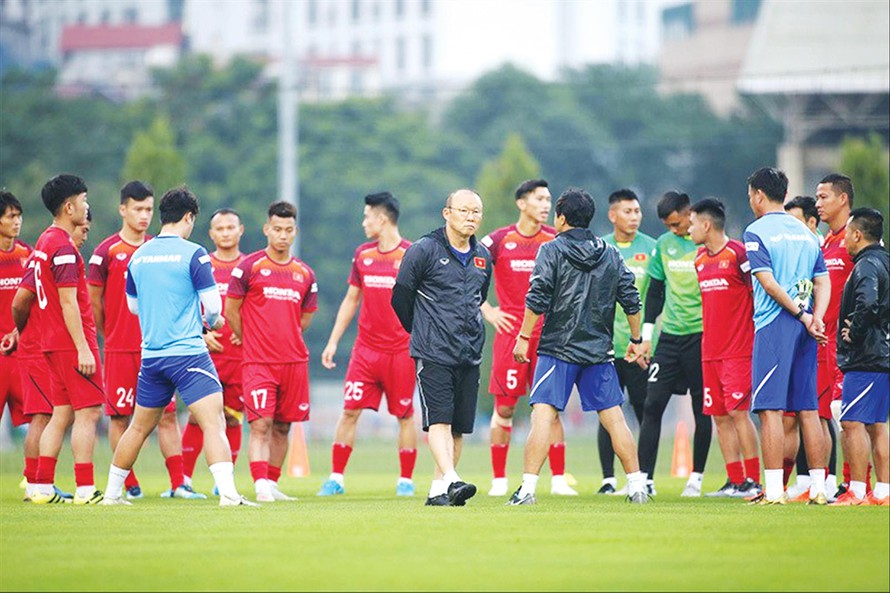 Ðội tuyển Việt Nam sẽ tập trung sớm để chuẩn bị cho Vòng loại cuối World Cup 2022 nếu V-League không thể khởi tranh. Ảnh: Anh Tuấn