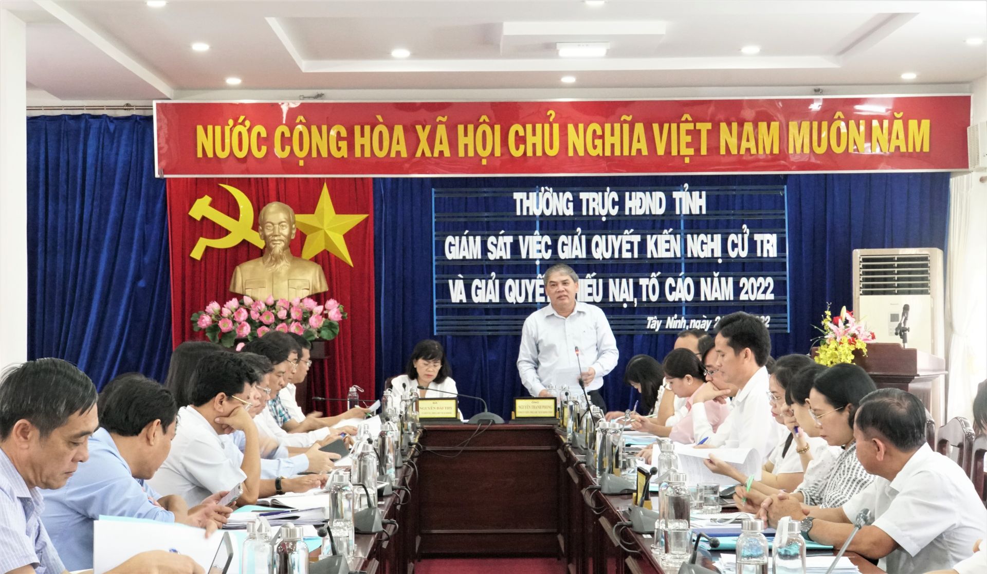 Để cấp uỷ, chính quyền gần dân, hiểu dân