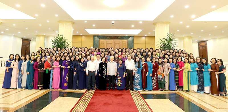 Tổng Bí thư Nguyễn Phú Trọng gặp mặt các nữ đại biểu Quốc hội khóa XV -0