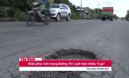 Khắc phục tình trạng đường 781 xuất hiện nhiều “ổ gà”