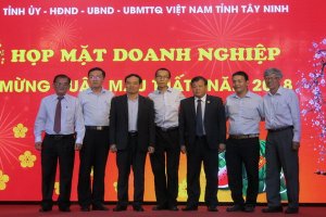 UBND tỉnh Tây Ninh: Họp mặt doanh nghiệp mừng Xuân Mậu Tuất 2018