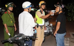 Ý thức của nhiều người tham gia giao thông chưa cao