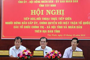 Hội nghị tiếp xúc đối thoại trực tiếp giữa người đứng đầu cấp uỷ, chính quyền và nhân dân