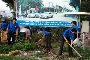 Đoàn viên thanh niên tỉnh Tây Ninh hạn chế sử dụng túi ni lông, chung tay bảo vệ môi trường