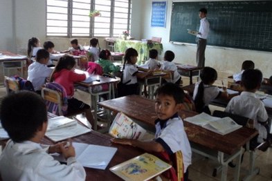 Gieo chữ, giữ biên cương