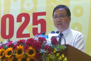 Ông Hồ Đức Hải- Phó Chủ tịch Uỷ ban MTTQ Việt Nam tỉnh đại diện cho khối đại đoàn kết toàn dân tộc tỉnh Tây Ninh phát biểu chúc mừng Đại hội