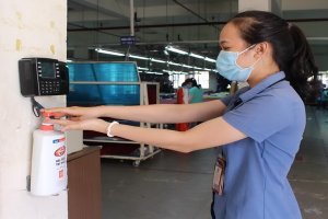 Tháo gỡ khó khăn, tăng cường công tác phát triển Đảng trong công nhân lao động