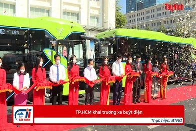 TP.HCM khai trương xe buýt điện