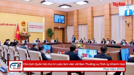 Chủ tịch Quốc hội chủ trì cuộc làm việc với Ban Thường vụ Tỉnh ủy Khánh Hoà