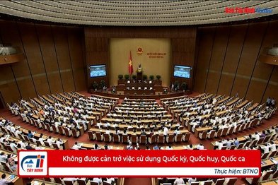 Không được cản trở việc sử dụng Quốc kỳ, Quốc huy, Quốc ca