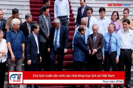 Chủ tịch nước tôn vinh các nhà khoa học lịch sử Việt Nam