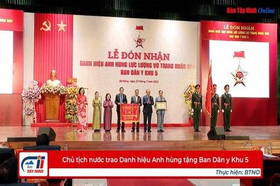 Chủ tịch nước trao Danh hiệu Anh hùng tặng Ban Dân y Khu 5