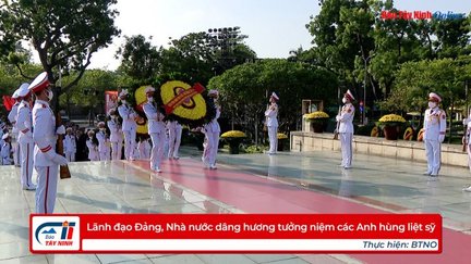 Lãnh đạo Đảng, Nhà nước dâng hương tưởng niệm các Anh hùng liệt sỹ