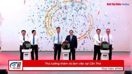 Thủ tướng thăm và làm việc tại Cần Thơ