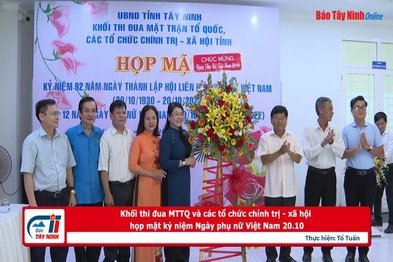 Khối thi đua MTTQ và các tổ chức chính trị - xã hội họp mặt kỷ niệm Ngày phụ nữ Việt Nam 20.10