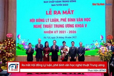 Ra mắt Hội đồng Lý luận, phê bình văn học nghệ thuật Trung ương