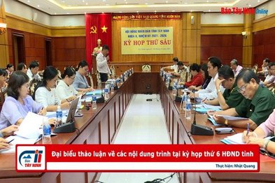 Đại biểu thảo luận về các nội dung trình tại kỳ họp thứ 6 HĐND tỉnh