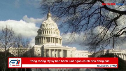 Tổng thống Mỹ ký ban hành luật ngăn chính phủ đóng cửa