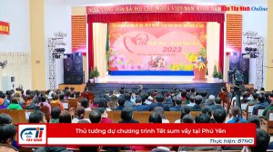 Thủ tướng dự chương trình Tết sum vầy tại Phú Yên