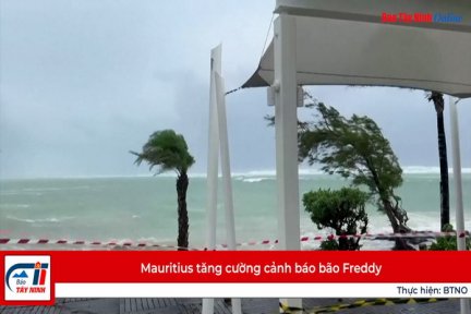 Mauritius tăng cường cảnh báo bão Freddy