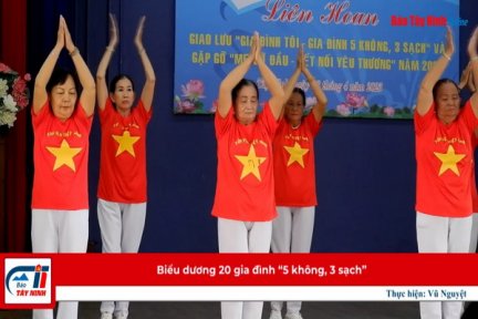 Biểu dương 20 gia đình “5 không, 3 sạch”