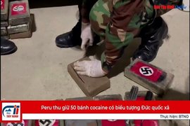 Peru thu giữ 50 bánh cocaine có biểu tượng Đức quốc xã