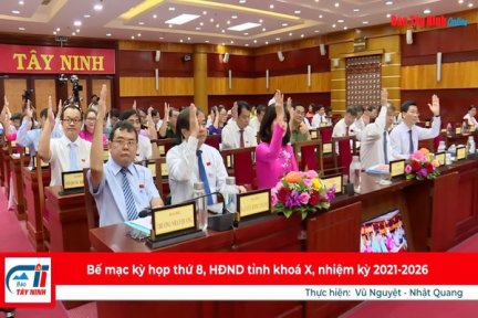 Bế mạc kỳ họp thứ 8, HĐND tỉnh khoá X, nhiệm kỳ 2021-2026