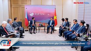 Thủ tướng Phạm Minh Chính gặp Tổng thống Philippines