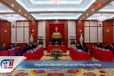 Tổng Bí thư điện đàm cấp cao với Tổng thống Pháp