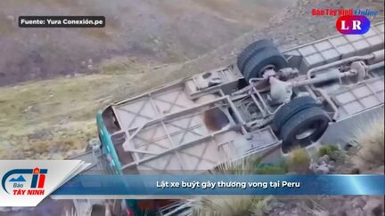 Lật xe buýt gây thương vong tại Peru