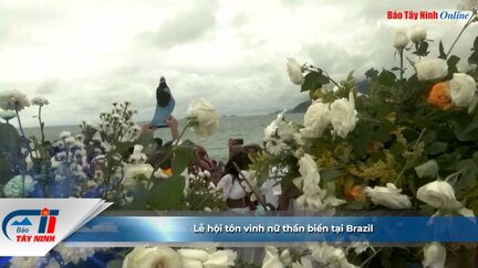 Lễ hội tôn vinh nữ thần biển tại Brazil