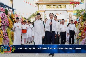 Phó Thủ tướng Chính phủ dự Đại lễ Vía Đức Chí Tôn năm Giáp Thìn 2024