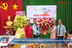 Chủ tịch UBND Tỉnh Nguyễn Thanh Ngọc thăm, chúc mừng Báo Tây Ninh