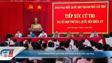 Thủ tướng Chính phủ tiếp xúc cử tri thành phố Cần Thơ