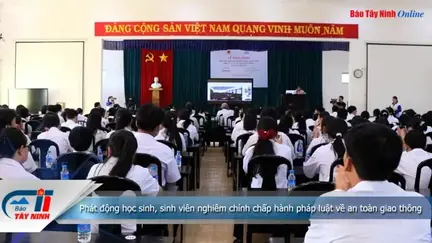 Phát động học sinh, sinh viên nghiêm chỉnh chấp hành pháp luật về an toàn giao thông