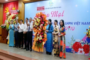 Họp mặt kỷ niệm 94 năm Ngày thành lập Hội LHPN Việt Nam