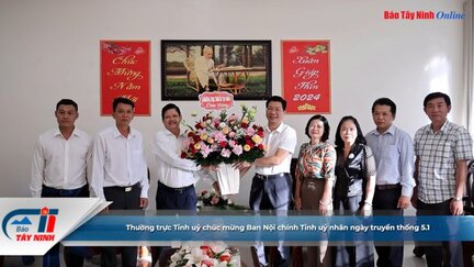 Thường trực Tỉnh uỷ chúc mừng Ban Nội chính Tỉnh uỷ nhân ngày truyền thống 5.1