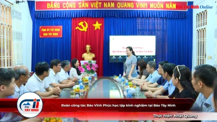 Đoàn công tác Báo Vĩnh Phúc học tập kinh nghiệm tại Báo Tây Ninh