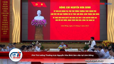 Phó Thủ tướng Thường trực Nguyễn Hòa Bình làm việc tại Lâm Đồng